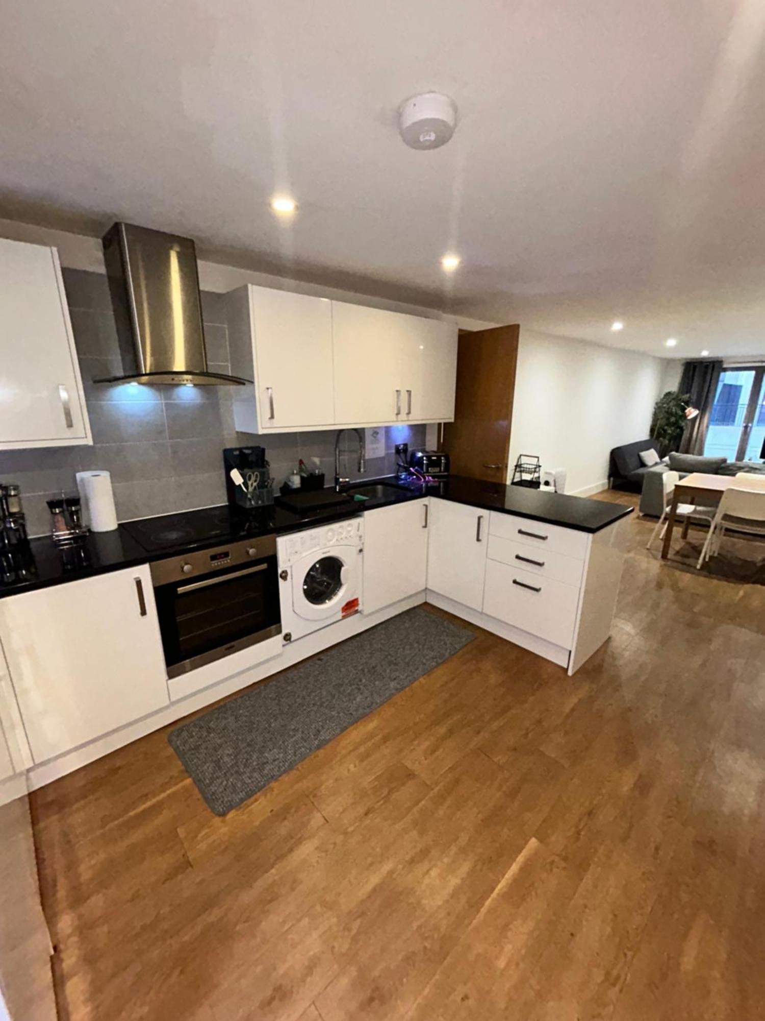 Bright And Modern 3 Bed Apartment Hyde Park Central Лондон Экстерьер фото